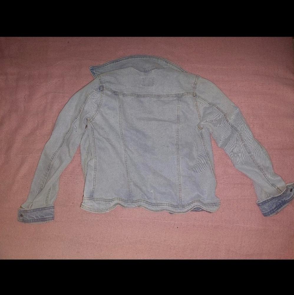 Jean jacket - Picture 2 of 3